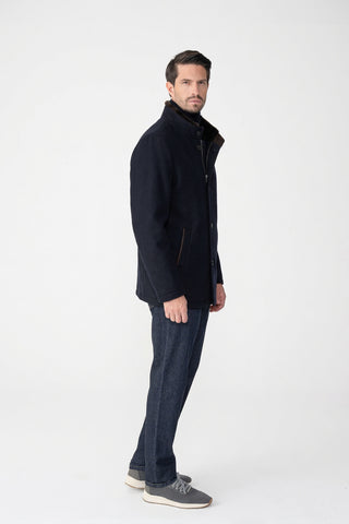Cappotto in lana vergine e cashmere con collo in pelliccia