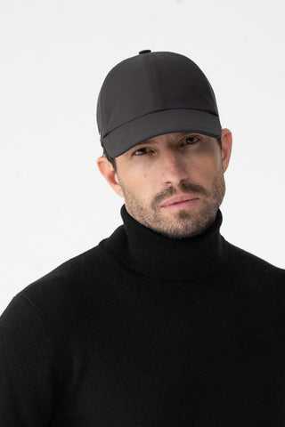 Cappello in tessuto tecnico