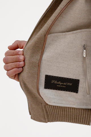 Cashmere hooded vest 